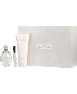 Lovely Sarah Jessica Parker 3 Piece Gift Set